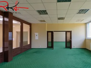 Pronájem kanceláře, Roudnice nad Labem, Kratochvílova, 368 m2