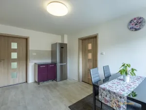 Prodej vícegeneračního domu, Račice, 291 m2