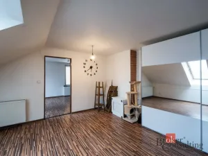 Prodej rodinného domu, Odrovice, 200 m2