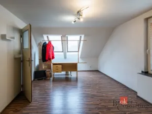 Prodej rodinného domu, Odrovice, 200 m2