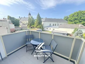 Pronájem bytu 1+kk, Hlučín, Opavská, 22 m2