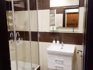 Pronájem bytu 2+1, Praha, Nad alejí, 54 m2