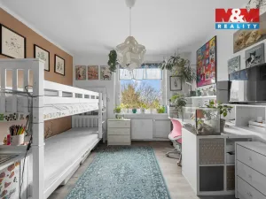 Prodej bytu 4+1, Chlumec, Vyklická, 98 m2