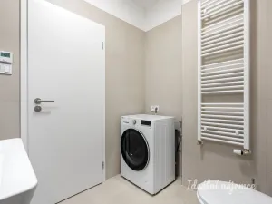 Pronájem bytu 1+kk, Praha - Vysočany, Gerstelova, 33 m2