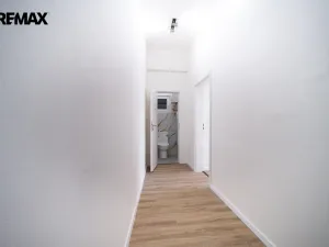 Pronájem bytu 2+kk, Praha - Libeň, Novákových, 44 m2