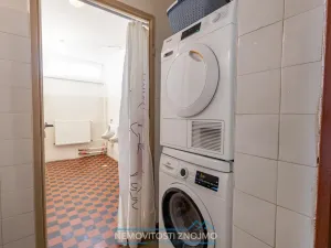 Pronájem atypického bytu, Hrušovany nad Jevišovkou, Cukrovarská, 10 m2