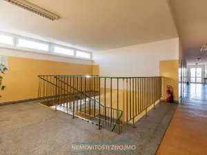 Pronájem atypického bytu, Hrušovany nad Jevišovkou, Cukrovarská, 10 m2