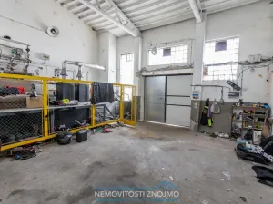 Prodej výrobních prostor, Hrušovany nad Jevišovkou, Rudé armády, 12000 m2