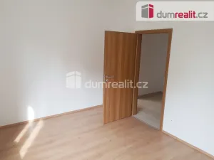 Pronájem bytu 2+kk, Milovice - Mladá, Zátopkova, 50 m2