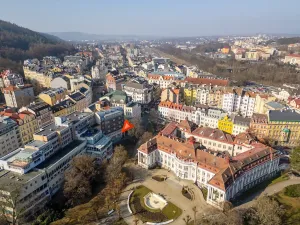Pronájem obchodního prostoru, Karlovy Vary, T. G. Masaryka, 269 m2