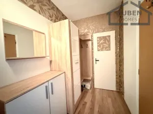 Prodej bytu 2+1, Lesná, 57 m2