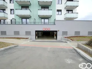 Pronájem bytu 2+kk, Praha, Strančická, 49 m2