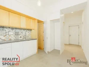 Pronájem bytu 2+1, Liberec - Liberec I-Staré Město, Sokolská, 74 m2