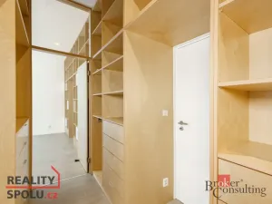 Pronájem bytu 2+1, Liberec - Liberec I-Staré Město, Sokolská, 74 m2