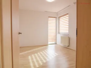 Pronájem bytu 3+kk, Brno - Líšeň, Houbalova, 72 m2