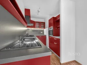 Pronájem bytu 3+kk, Praha, Livornská, 70 m2