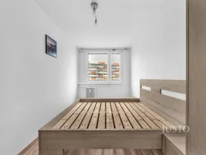 Pronájem bytu 3+kk, Praha, Livornská, 70 m2