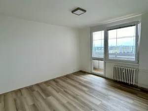 Pronájem bytu 2+kk, Hradec Králové, třída Edvarda Beneše, 48 m2