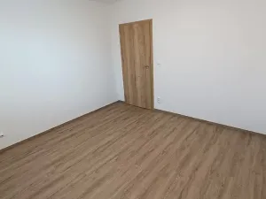 Pronájem bytu 3+1, Nové Město nad Metují, Nad Stadionem, 74 m2