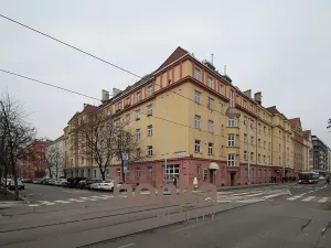 Pronájem bytu 2+kk, Praha - Holešovice, Dělnická, 50 m2