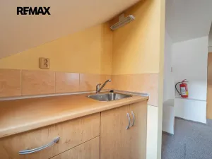 Prodej komerční nemovitosti, Šumperk, nám. Míru, 200 m2