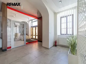 Prodej obchodního prostoru, Králíky, 5. května, 519 m2