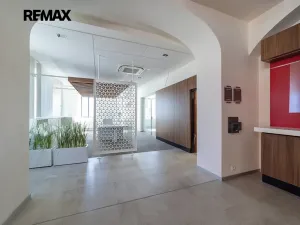 Prodej obchodního prostoru, Králíky, 5. května, 519 m2