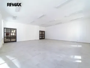 Prodej obchodního prostoru, Králíky, 5. května, 519 m2