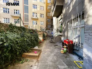 Prodej bytu 1+1, Praha - Vršovice, Vršovické náměstí, 42 m2