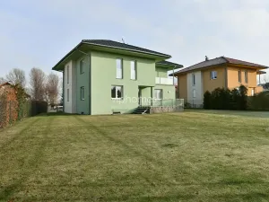 Pronájem vily, Průhonice, Pod Valem II., 285 m2