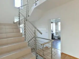 Pronájem vily, Průhonice, Pod Valem II., 285 m2