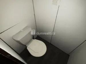 Pronájem bytu 2+1, Děčín - Děčín III-Staré Město, Kladenská, 58 m2