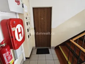 Pronájem bytu 2+1, Děčín - Děčín III-Staré Město, Kladenská, 58 m2