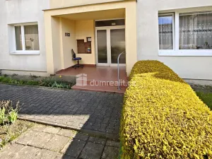 Pronájem bytu 2+1, Děčín - Děčín III-Staré Město, Kladenská, 58 m2