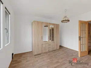 Prodej bytu 3+1, Plzeň - Doubravka, Družby, 63 m2