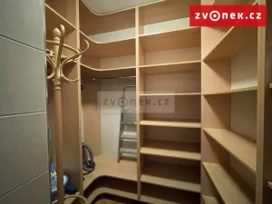 Pronájem bytu 3+kk, Zlín, Plesníkova, 118 m2