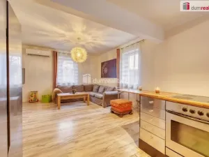 Prodej rodinného domu, Velichov, 300 m2