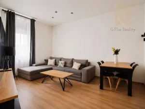 Prodej bytu 3+1, Děčín - Děčín VI-Letná, J. z Poděbrad, 70 m2