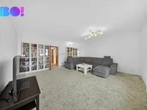 Prodej rodinného domu, Hrabyně, 270 m2