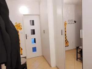 Pronájem bytu 2+kk, Praha - Hostivař, Kozmíkova, 46 m2