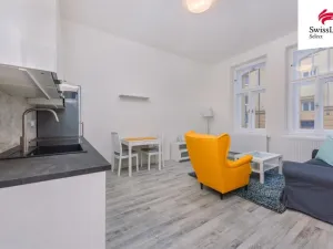 Pronájem bytu 2+kk, Pardubice, Nerudova, 30 m2