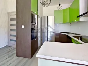 Prodej bytu 3+kk, Polerady, 85 m2