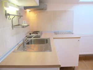 Pronájem kanceláře, Praha - Řepy, Žalanského, 40 m2