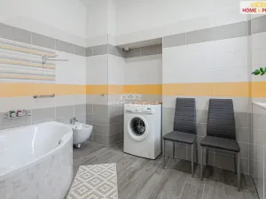 Prodej restaurace, Karlovy Vary, Merklínská, 700 m2