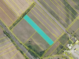 Prodej podílu pole, Křenek, 3756 m2