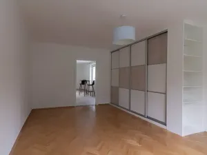 Prodej bytu 3+kk, Praha - Podolí, Gončarenkova, 61 m2