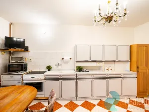 Prodej rodinného domu, Český Krumlov, Hřbitovní, 270 m2