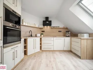 Prodej rodinného domu, Kolešov, 198 m2