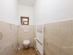 Prodej vícegeneračního domu, Chotiněves, 495 m2