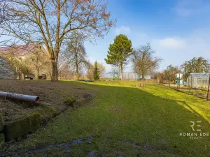 Prodej vícegeneračního domu, Chotiněves, 495 m2